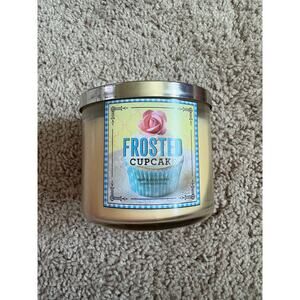 Bath and Body Works Frosted Cupcake Candle